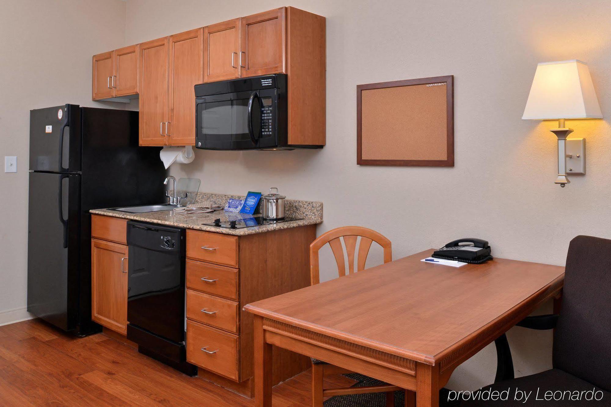 Candlewood Suites Richmond North-Glen Allen By Ihg Exterior photo